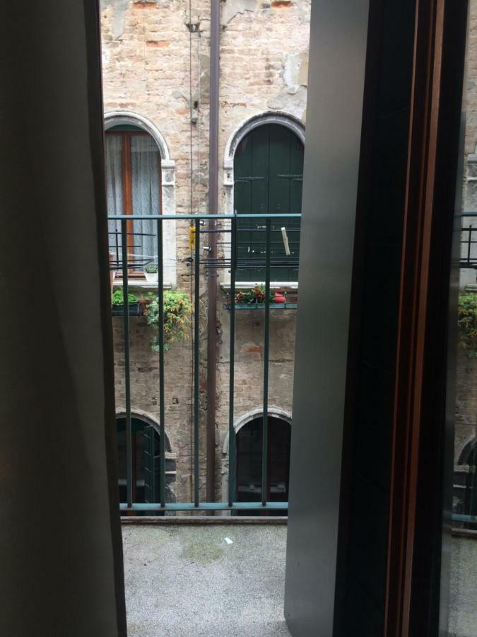 Venetian House Apartment Exterior photo